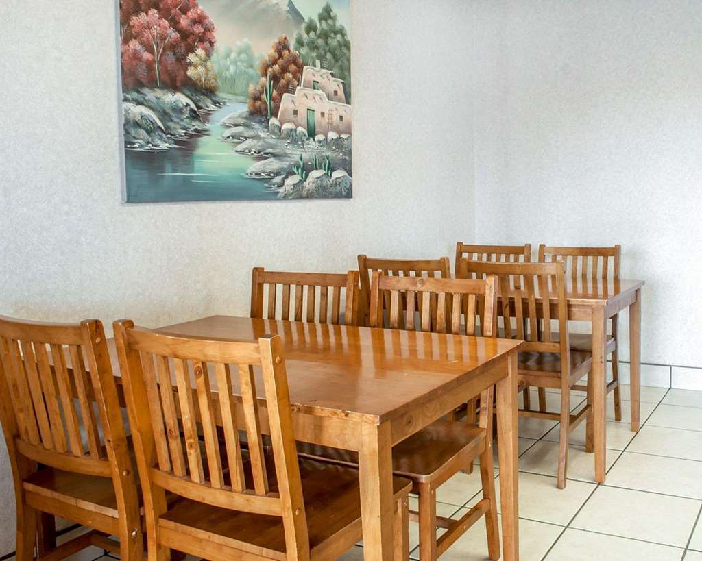 Econo Lodge Gallup Restaurant foto